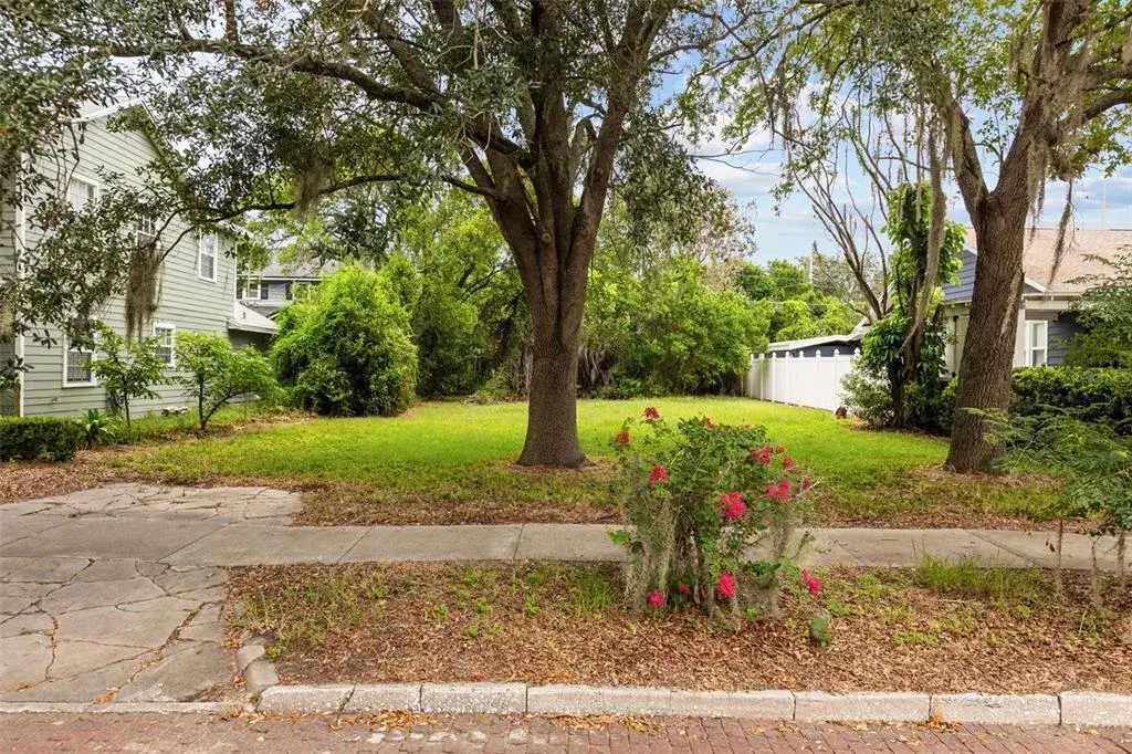 Property for sale at 311 E YALE STREET, ORLANDO, FL, 32804