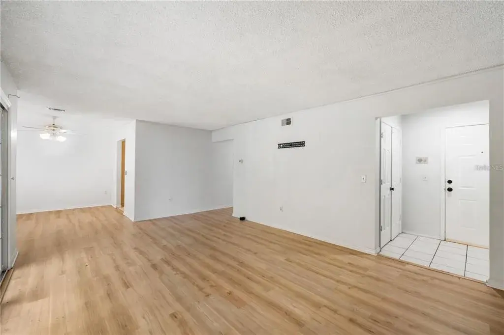 Property for sale at 4160 VERSAILLES DRIVE UNIT 4160D, ORLANDO, FL, 32808