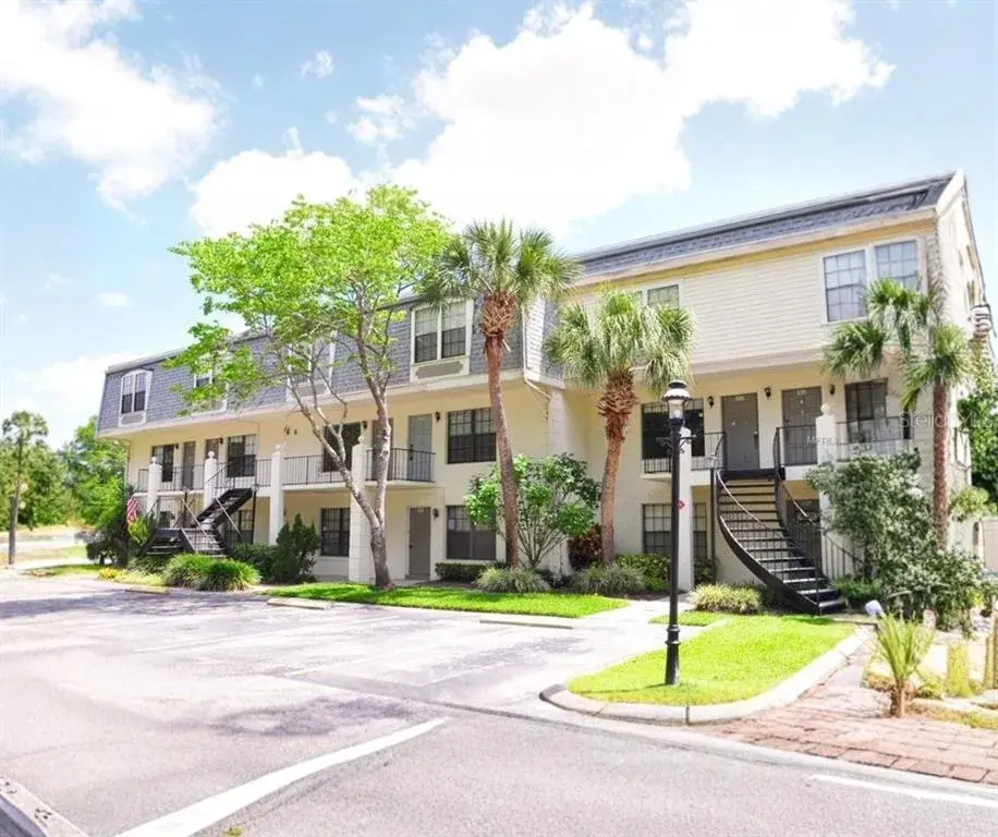 Property for sale at 5930 VILLAGE CIRCLE UNIT GE, ORLANDO, FL, 32822