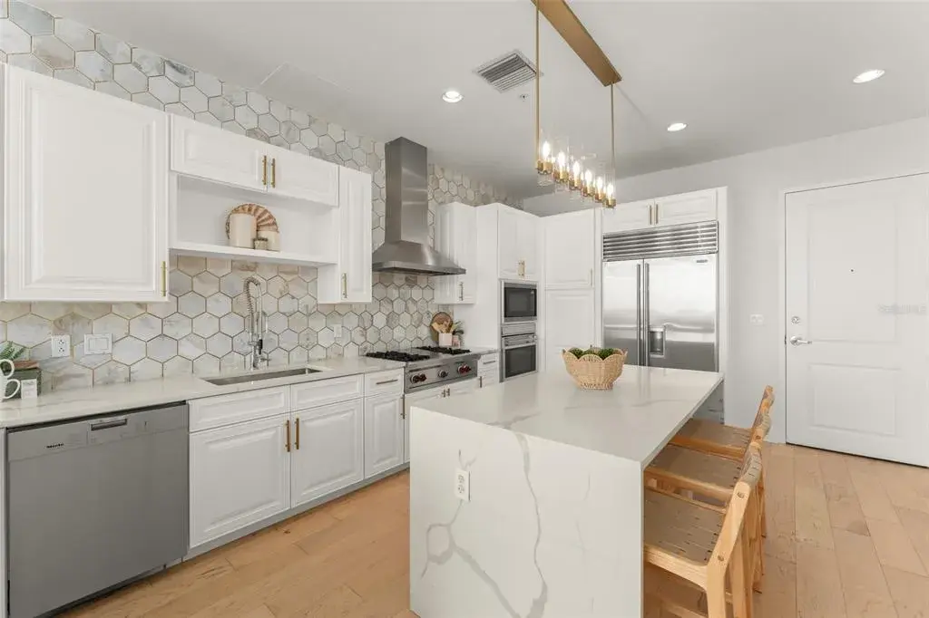 Property for sale at 150 E ROBINSON STREET UNIT PH3504, ORLANDO, FL, 32801