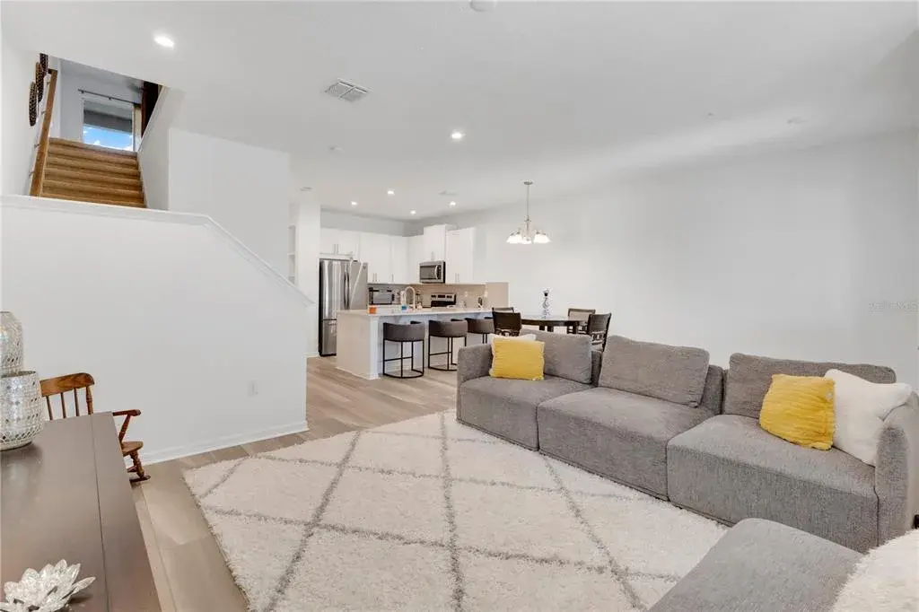 Reverse Living Room