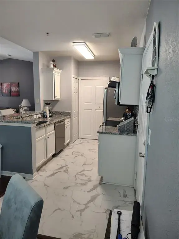 Kitchen 1