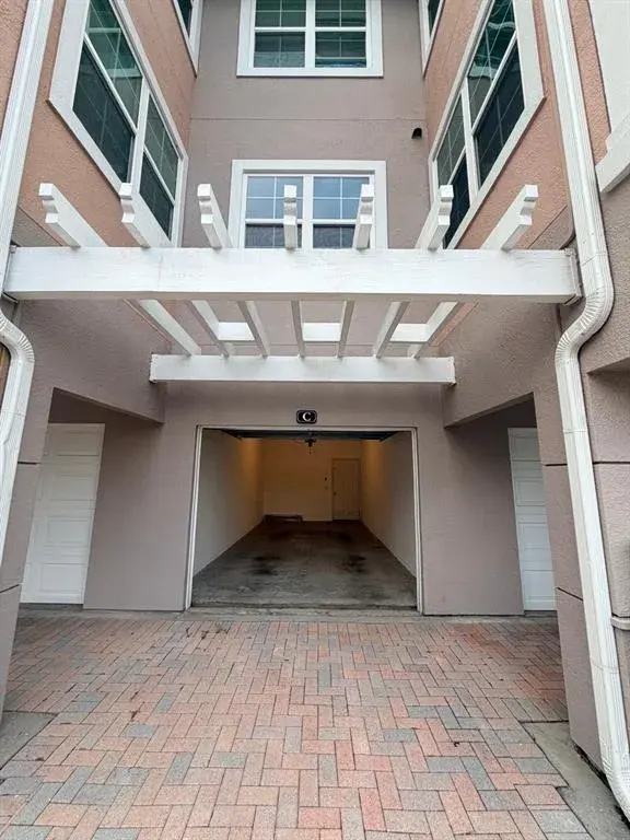 Property for sale at 6413 ASTOR VILLAGE AVENUE UNIT 303, ORLANDO, FL, 32835