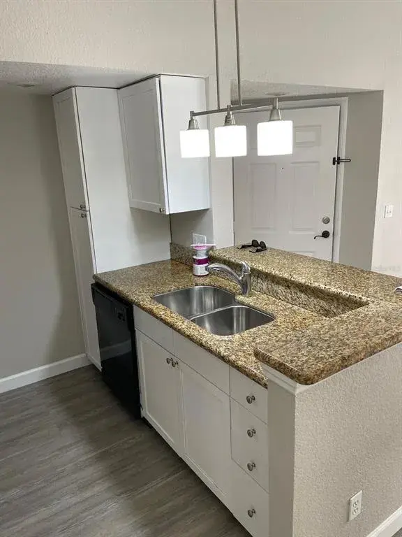 Property for sale at 5140 CONROY ROAD UNIT 35, ORLANDO, FL, 32811