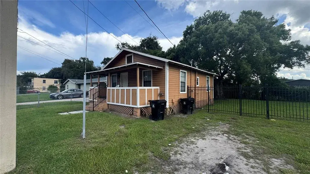 Property for sale at 914 W SOUTH STREET, ORLANDO, FL, 32805