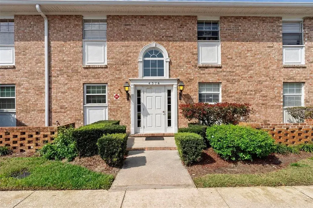 Property for sale at 4376 LAKE UNDERHILL ROAD UNIT C, ORLANDO, FL, 32803