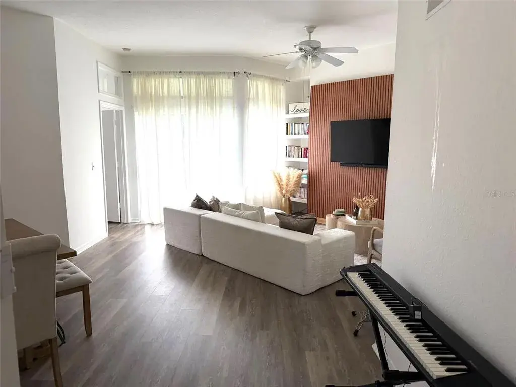 Property for sale at 7360 WESTPOINTE BOULEVARD UNIT 127, ORLANDO, FL, 32835