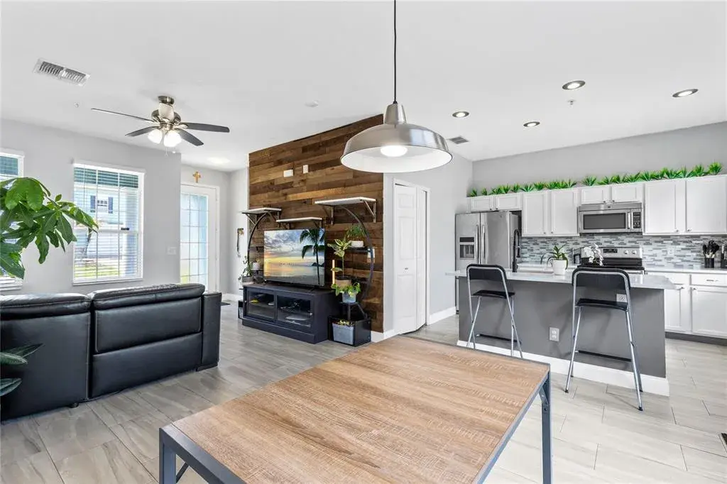 Property for sale at 6187 CHAPLEDALE DRIVE, ORLANDO, FL, 32829