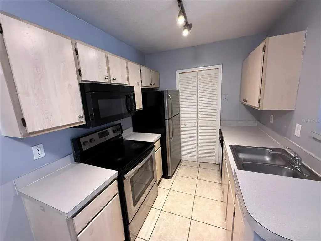 Property for sale at 4328 S KIRKMAN ROAD UNIT 1303, ORLANDO, FL, 32811