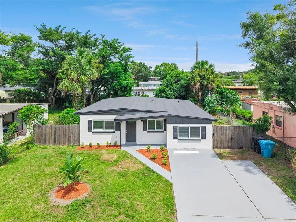Property for sale at 2821 W AMELIA STREET, ORLANDO, FL, 32805