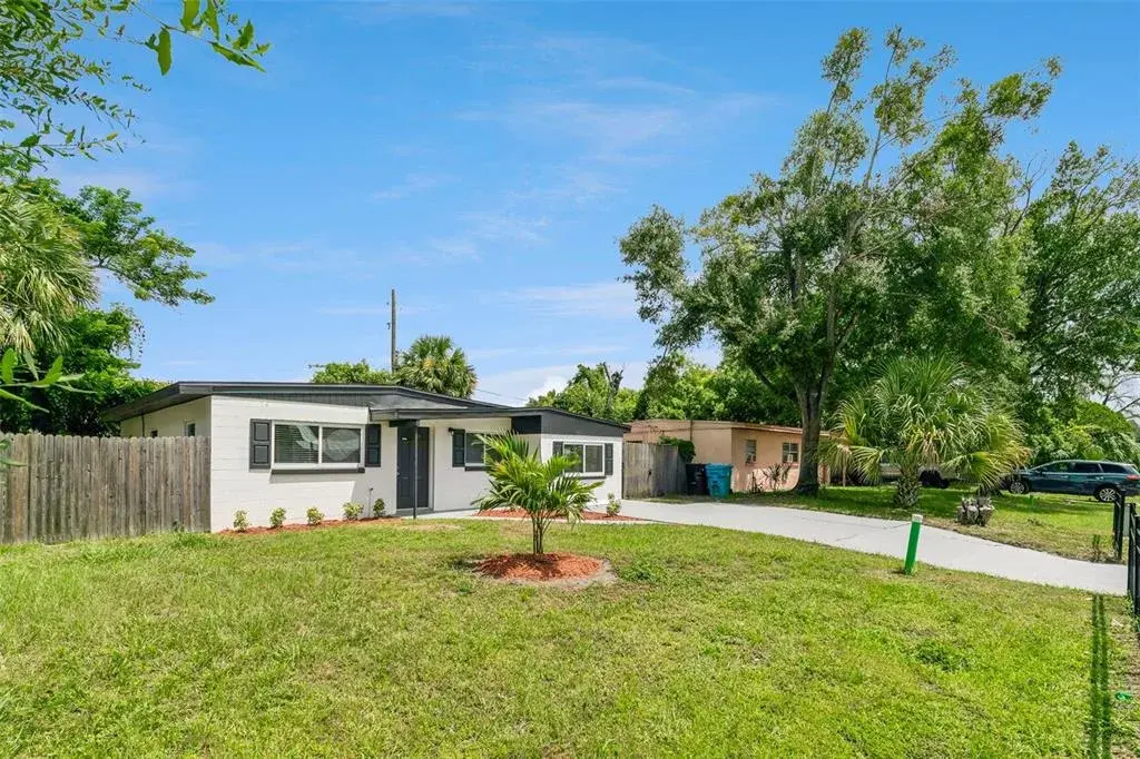 Property for sale at 2821 W AMELIA STREET, ORLANDO, FL, 32805