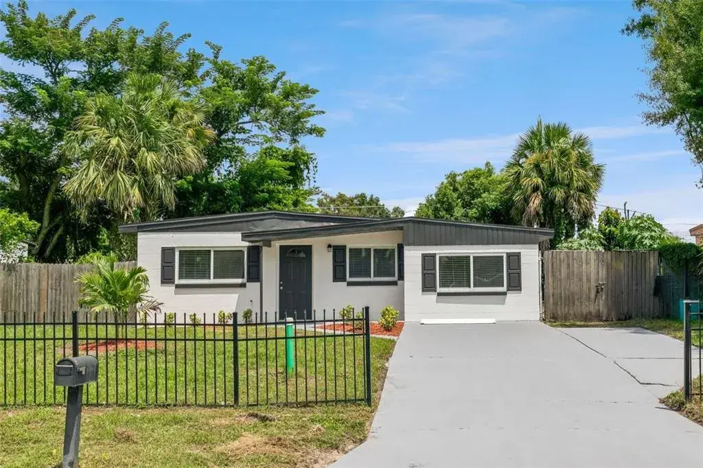 Property for sale at 2821 W AMELIA STREET, ORLANDO, FL, 32805