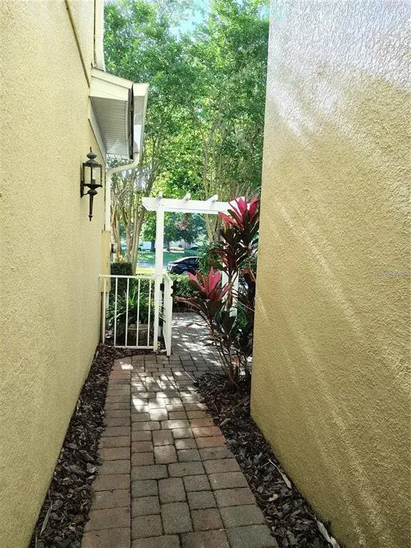 Property for sale at 6043 STRADA ISLE WAY, ORLANDO, FL, 32835