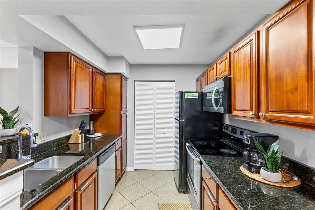 Property for sale at 1021 S HIAWASSEE ROAD UNIT 3928, ORLANDO, FL, 32835