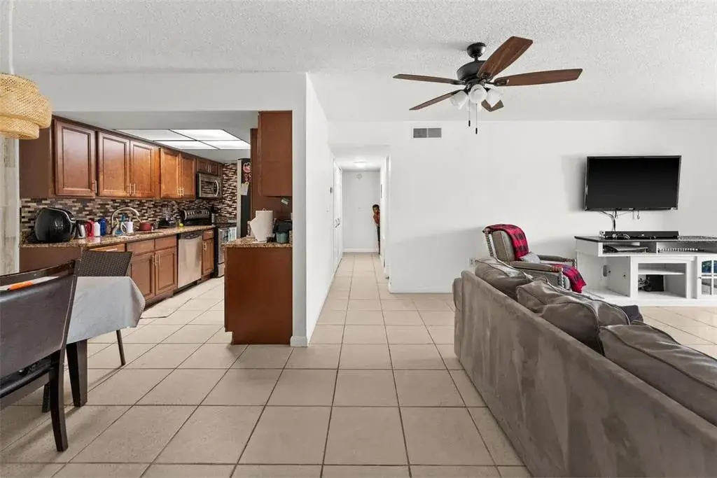 Property for sale at 5201 VINELAND ROAD UNIT 112, ORLANDO, FL, 32811