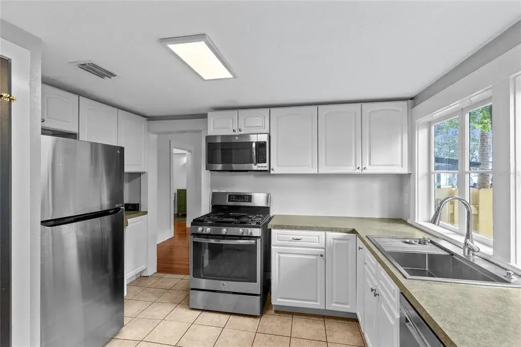 Property for sale at 12 N FOREST AVENUE, ORLANDO, FL, 32803