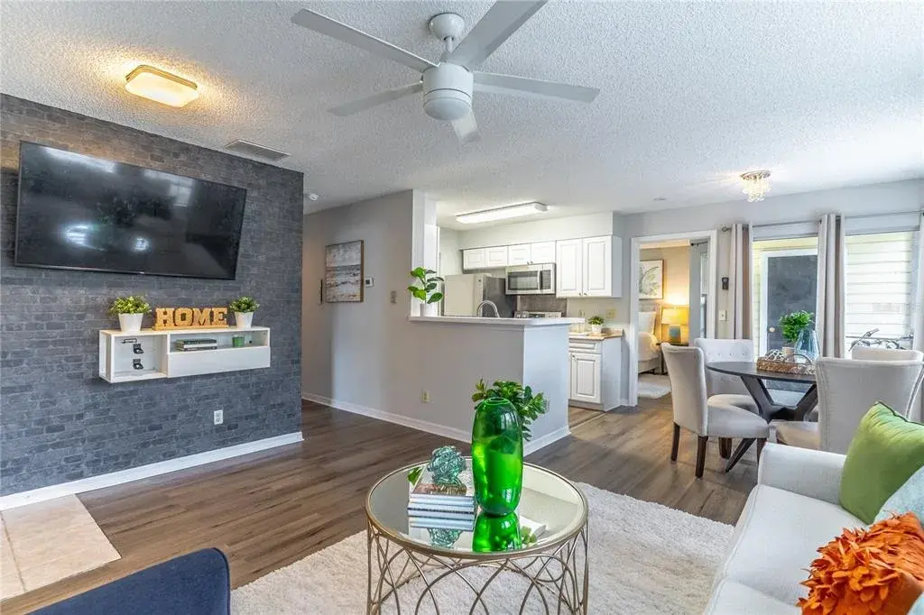 Property for sale at 1057 S HIAWASSEE ROAD UNIT 1911, ORLANDO, FL, 32835