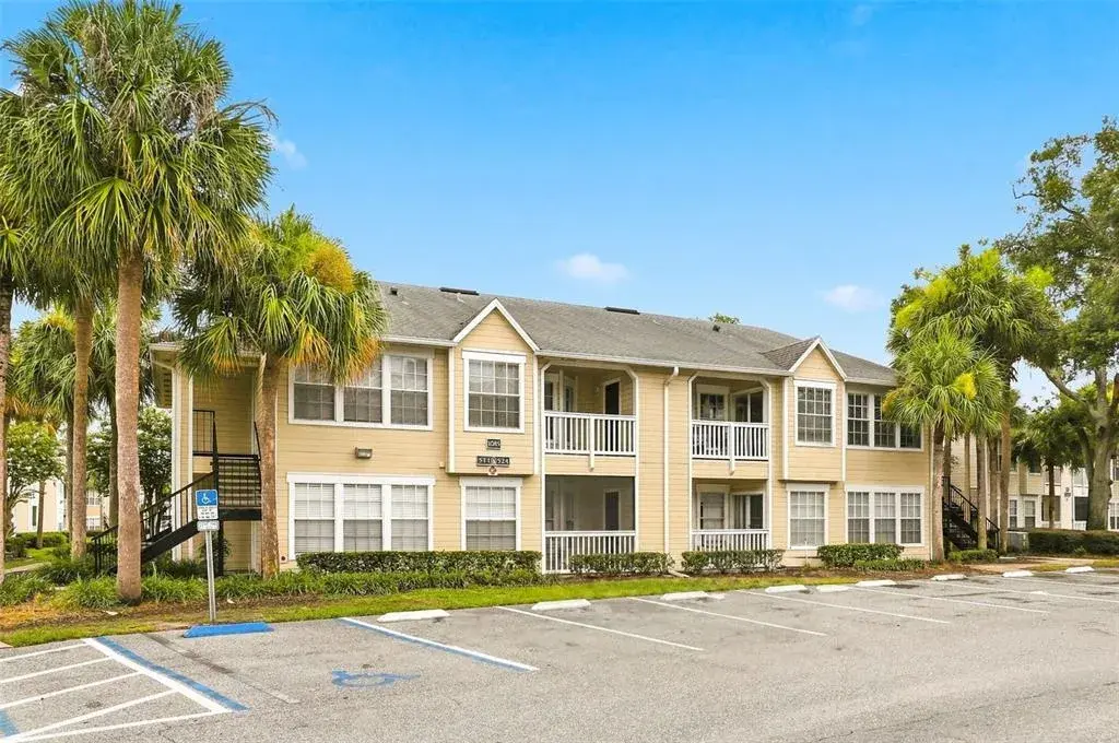 Property for sale at 1085 S HIAWASSEE ROAD UNIT 523, ORLANDO, FL, 32835