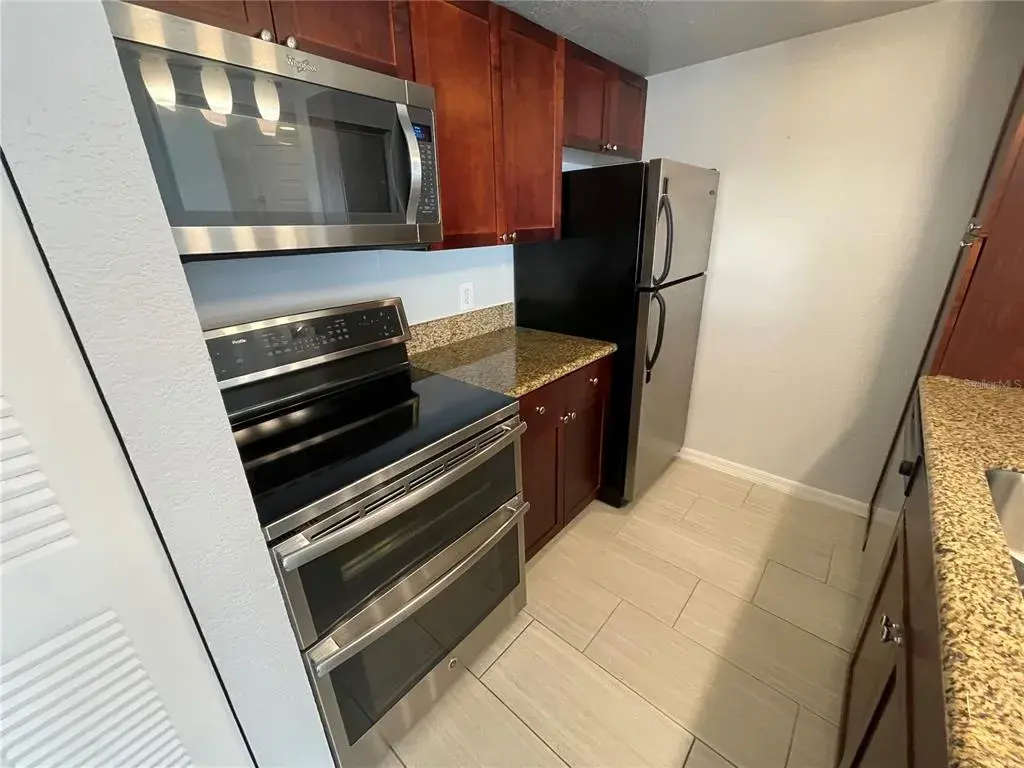 Property for sale at 5128 CONROY ROAD UNIT 13, ORLANDO, FL, 32811