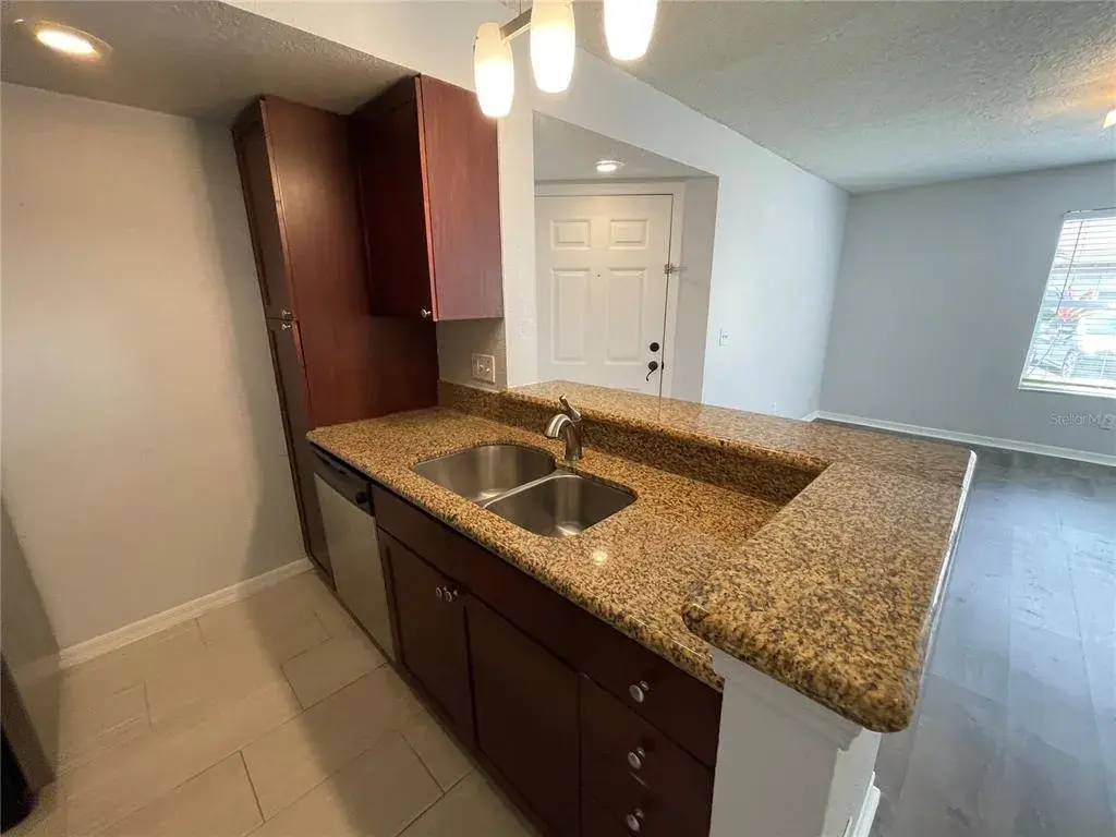 Property for sale at 5128 CONROY ROAD UNIT 13, ORLANDO, FL, 32811