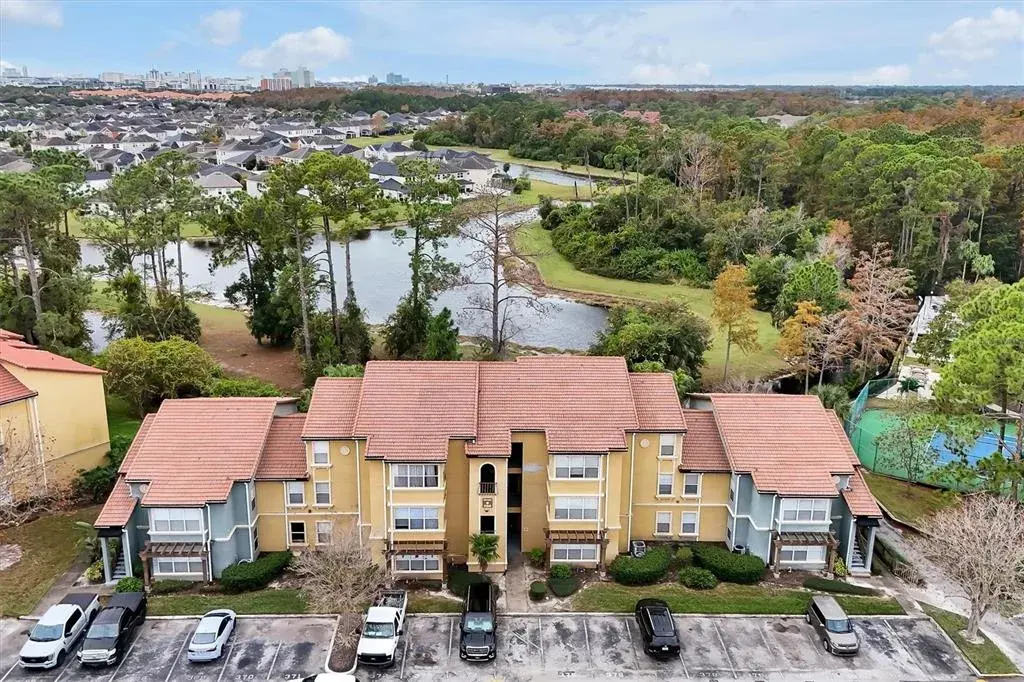 Property for sale at 5168 CONROY ROAD UNIT 35, ORLANDO, FL, 32811