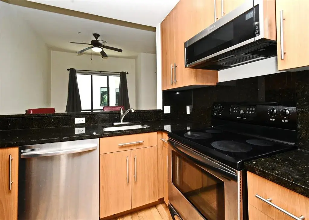 Property for sale at 460 E JACKSON STREET UNIT 5, ORLANDO, FL, 32801