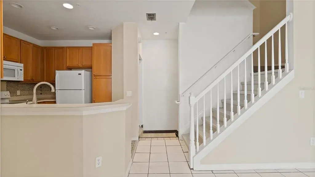 Property for sale at 2586 GRAND CENTRAL PARKWAY UNIT 3, ORLANDO, FL, 32839