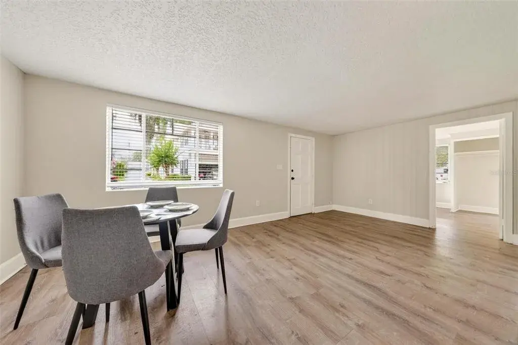 1st floor-Dinning room