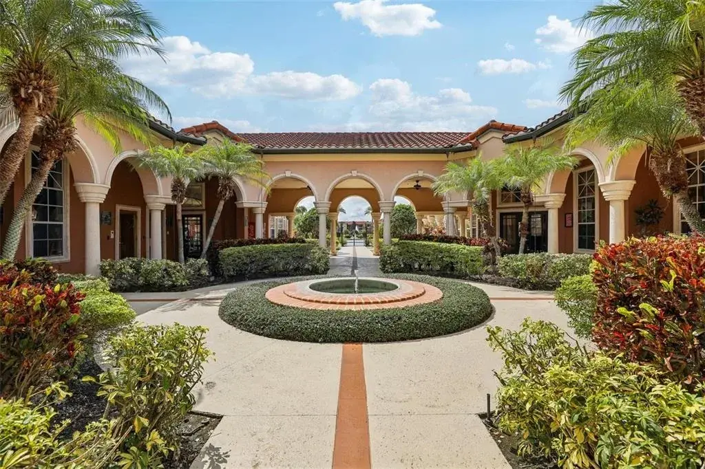 Property for sale at 5536 METROWEST BOULEVARD UNIT 8-311, ORLANDO, FL, 32811