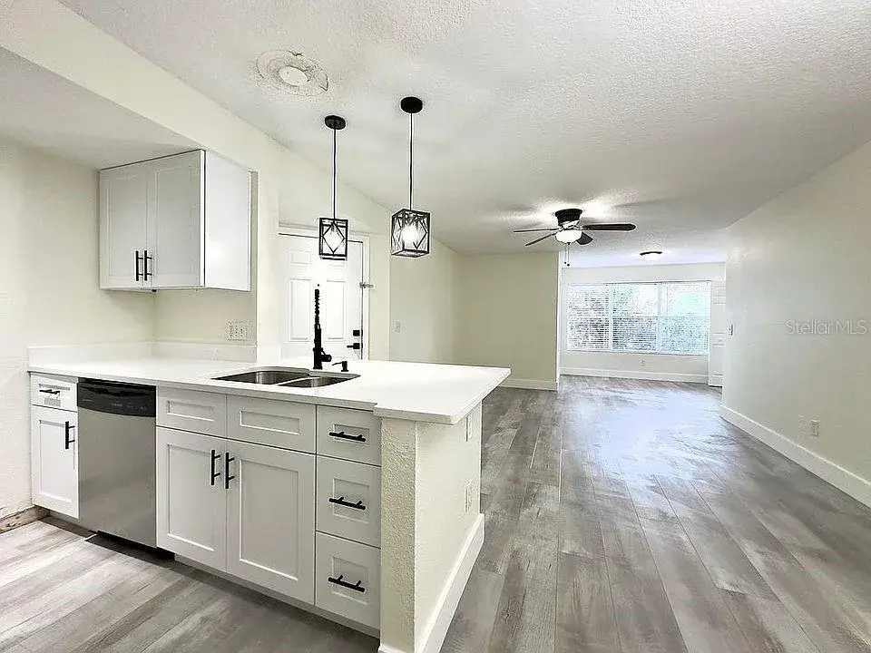 Property for sale at 5140 CONROY ROAD UNIT 27, ORLANDO, FL, 32811