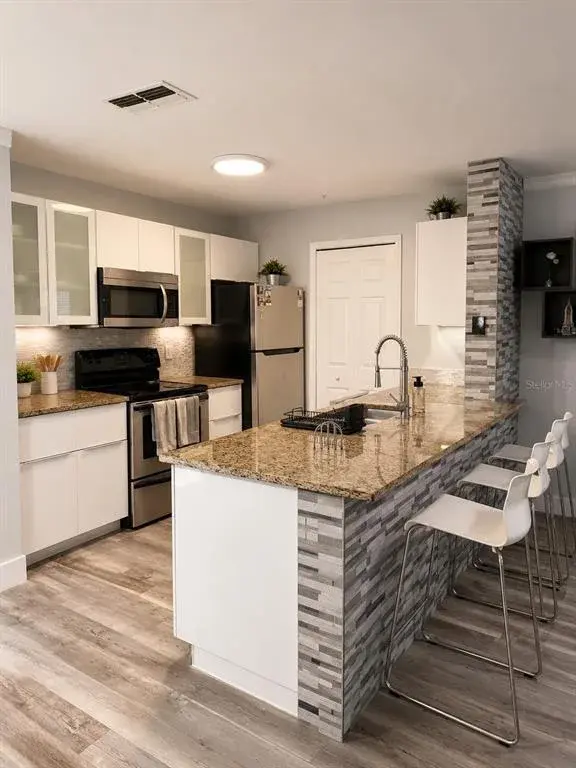 Property for sale at 5463 VINELAND ROAD UNIT 5203, ORLANDO, FL, 32811