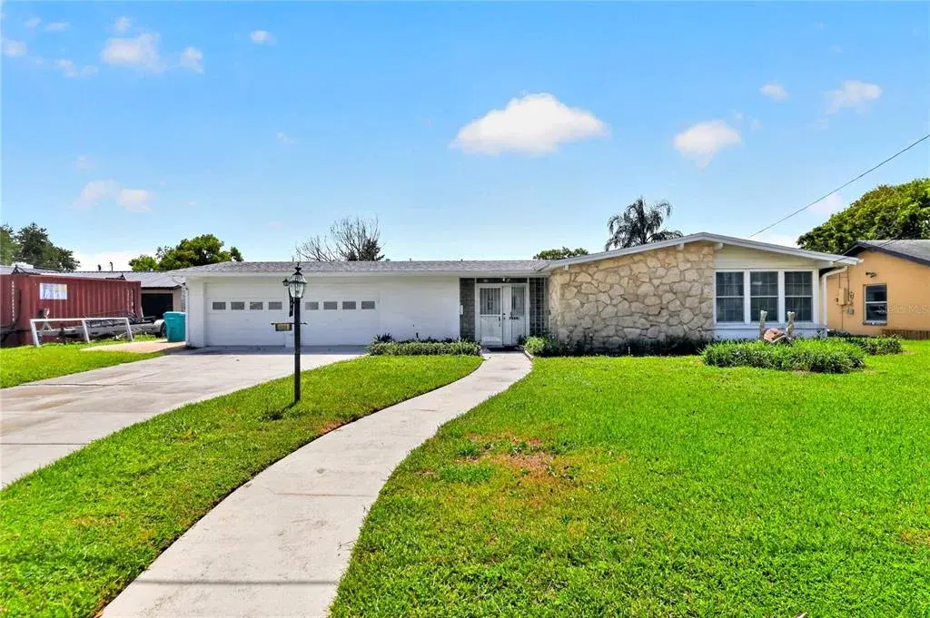 Property for sale at 2604 REEF COURT, ORLANDO, FL, 32805