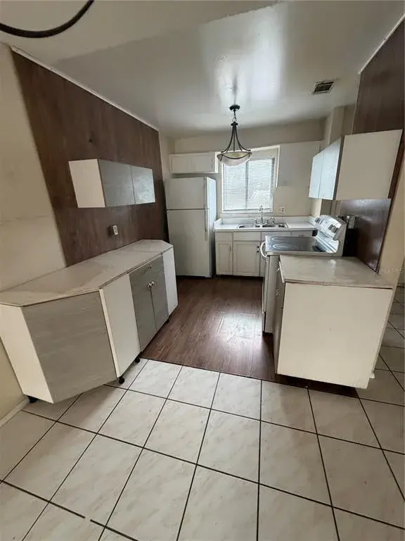 Property for sale at 5861 CURRY FORD ROAD UNIT 12, ORLANDO, FL, 32822
