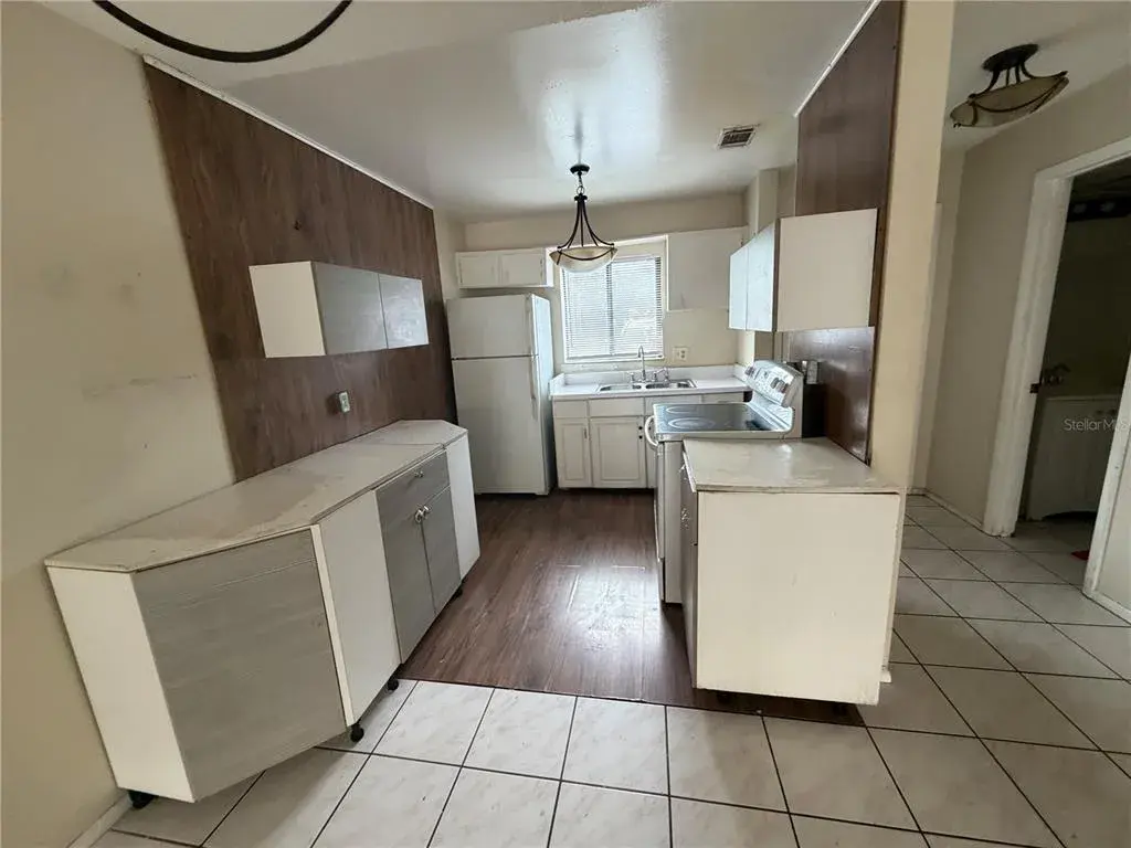 Property for sale at 5861 CURRY FORD ROAD UNIT 12, ORLANDO, FL, 32822