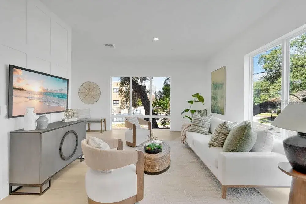 Model home photo shown for illustrative purposes.