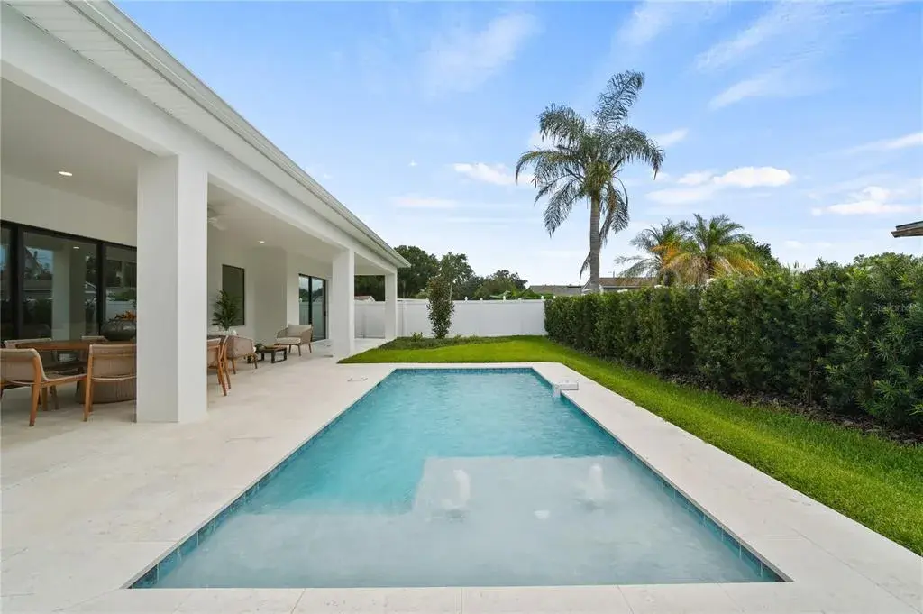 Property for sale at 1326 W NEW HAMPSHIRE STREET, ORLANDO, FL, 32804