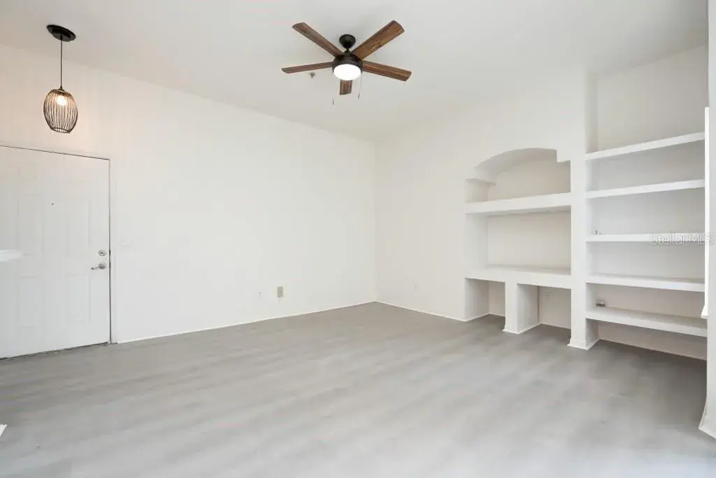 Property for sale at 7230 WESTPOINTE BOULEVARD UNIT 1233, ORLANDO, FL, 32835