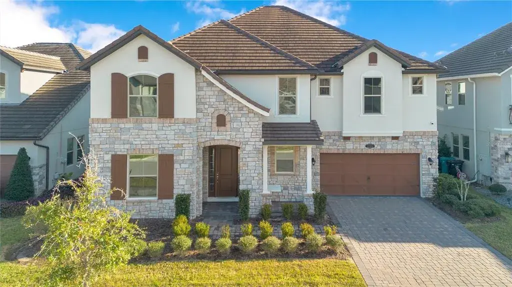 WELCOME TO THE BEAUTIFUL FRONT EXTERIOR