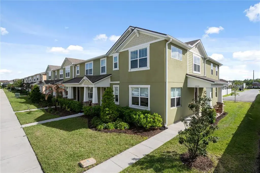 Welcome Home to 15510 Buoy Point Pl!