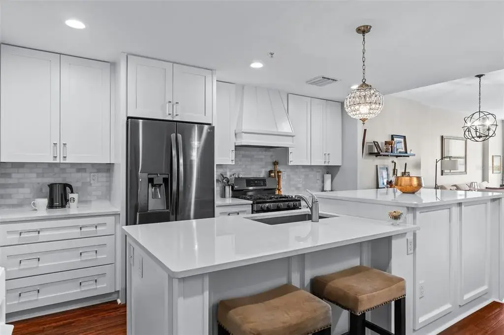 Property for sale at 1208 E KENNEDY BOULEVARD UNIT 518, TAMPA, FL, 33602