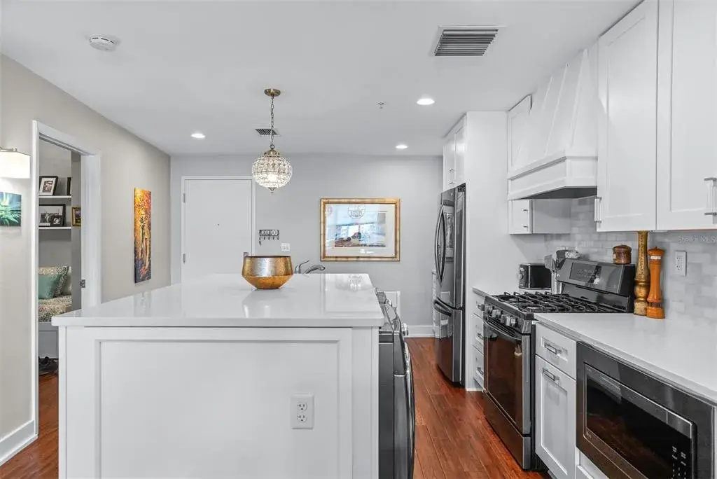 Property for sale at 1208 E KENNEDY BOULEVARD UNIT 518, TAMPA, FL, 33602