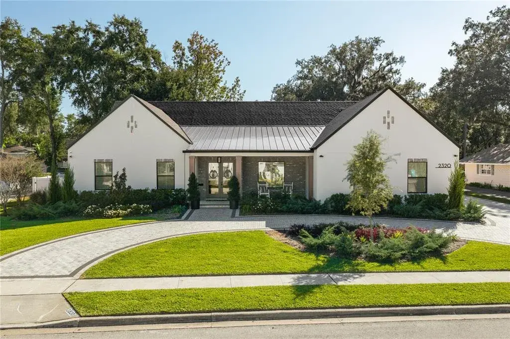 Welcome to 2320 Forest Club Drive!