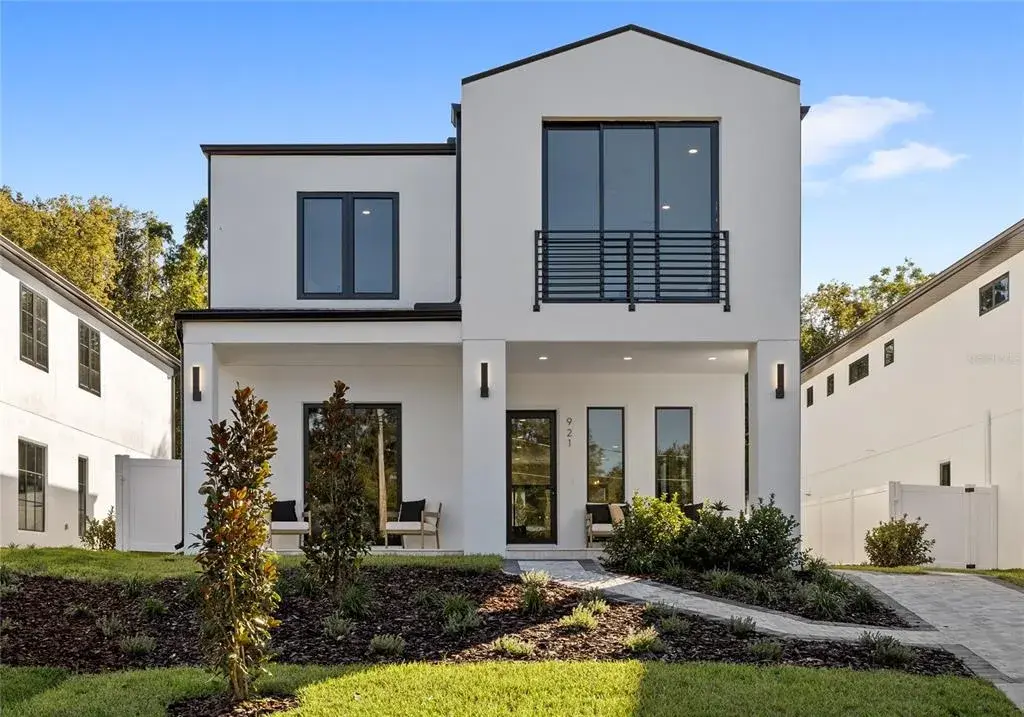 921 Lake Emerald Drive, Orlando, FL, 32806