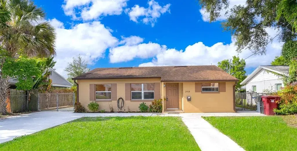 2918 E Central Boulevard, Orlando, FL, 32803