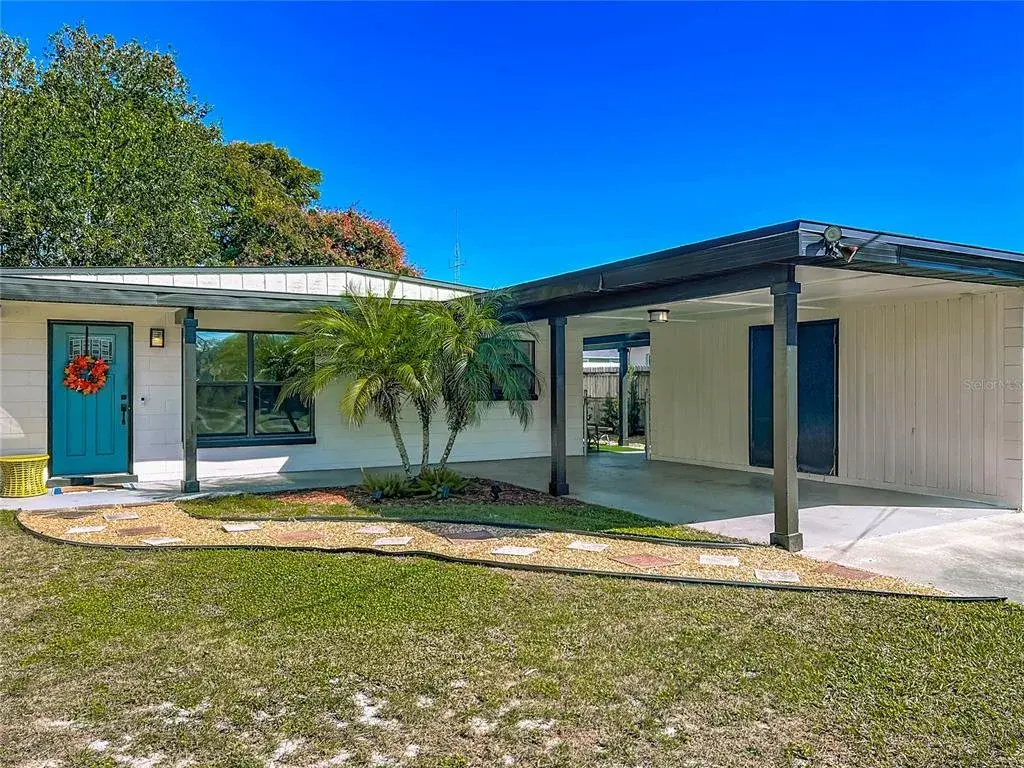 Welcome Home! Front exterior
