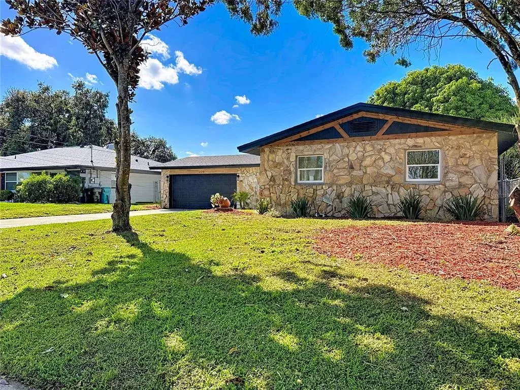 220 Domino Drive, Orlando, FL, 32805