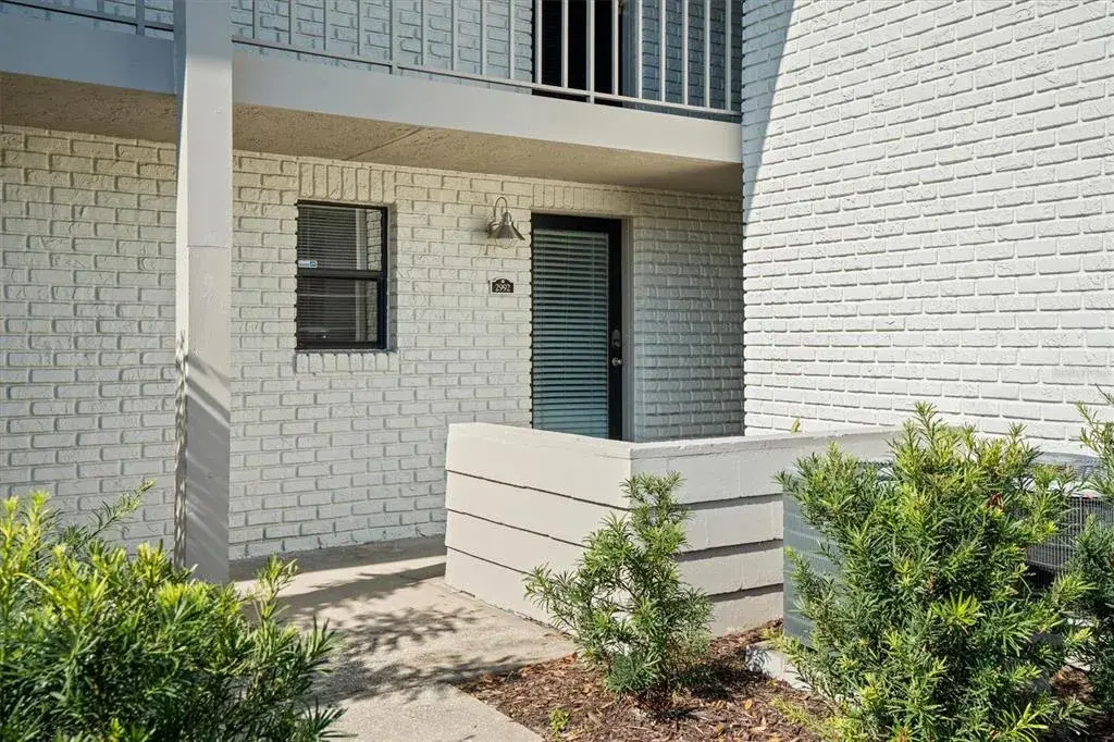 Welcome to 2992 Plaza Terrace