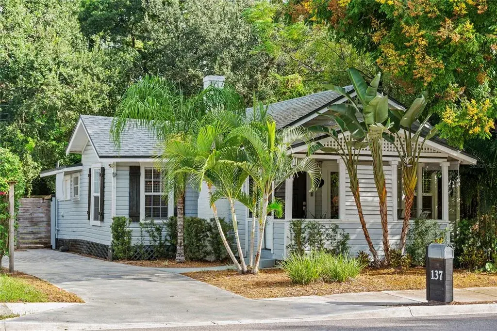 Adorable SODO/ Wadeview Park home!