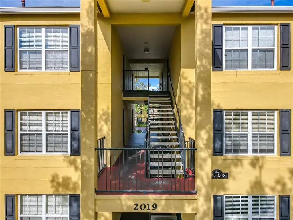 2019 Dixie Belle Dr Building.