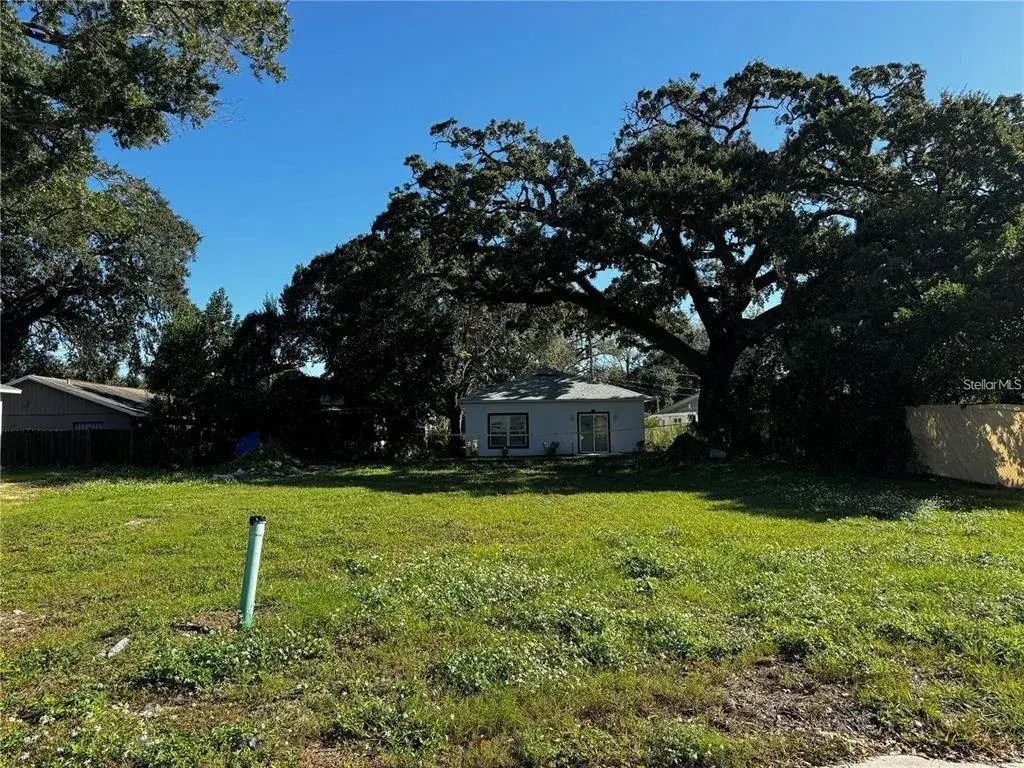 Easy Avenue, Orlando, FL, 32805
